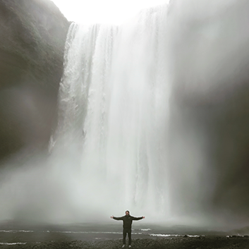 rami elghandour at waterfall